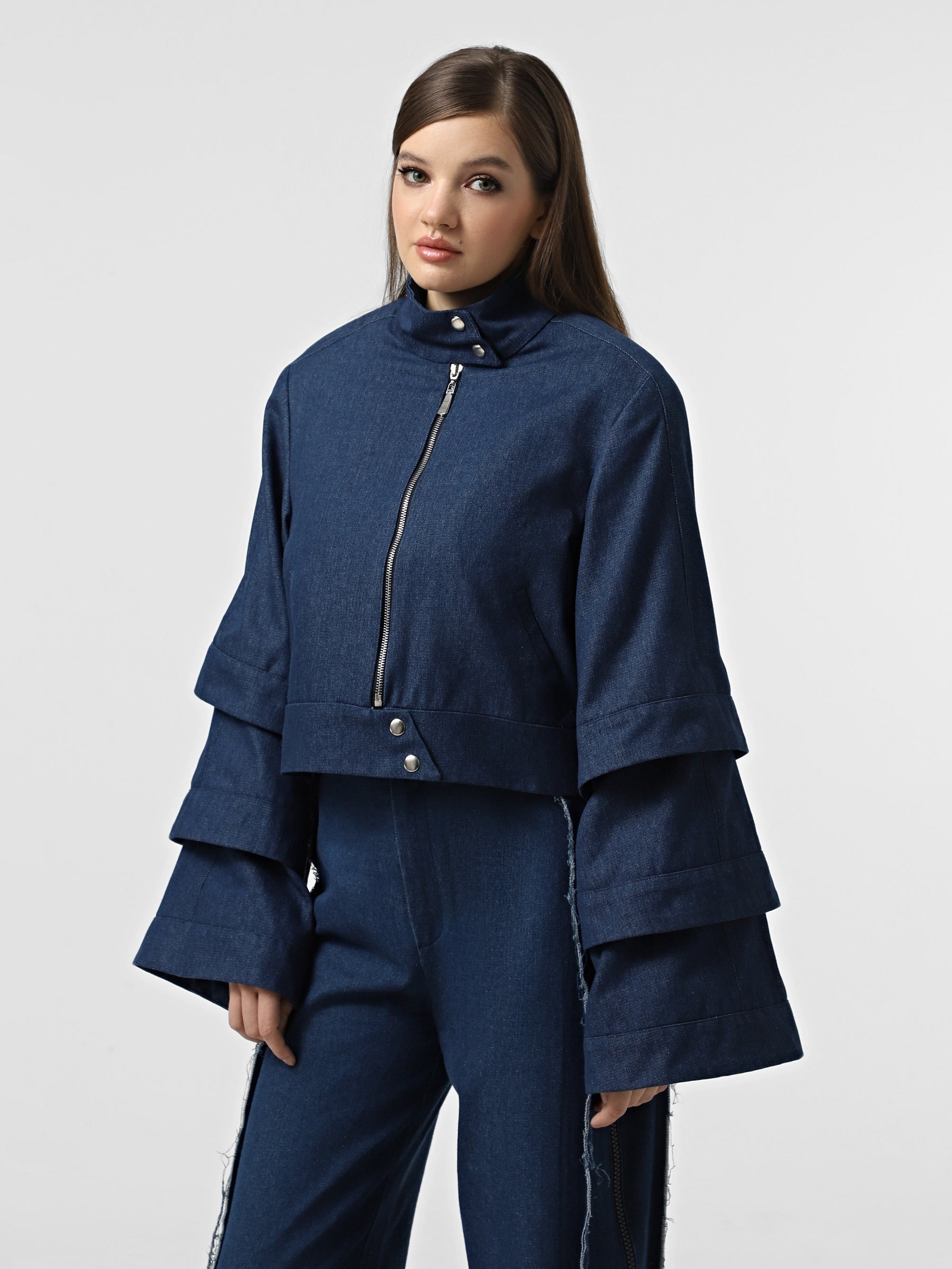 LAYERED SLEEVES DENIM JACKET