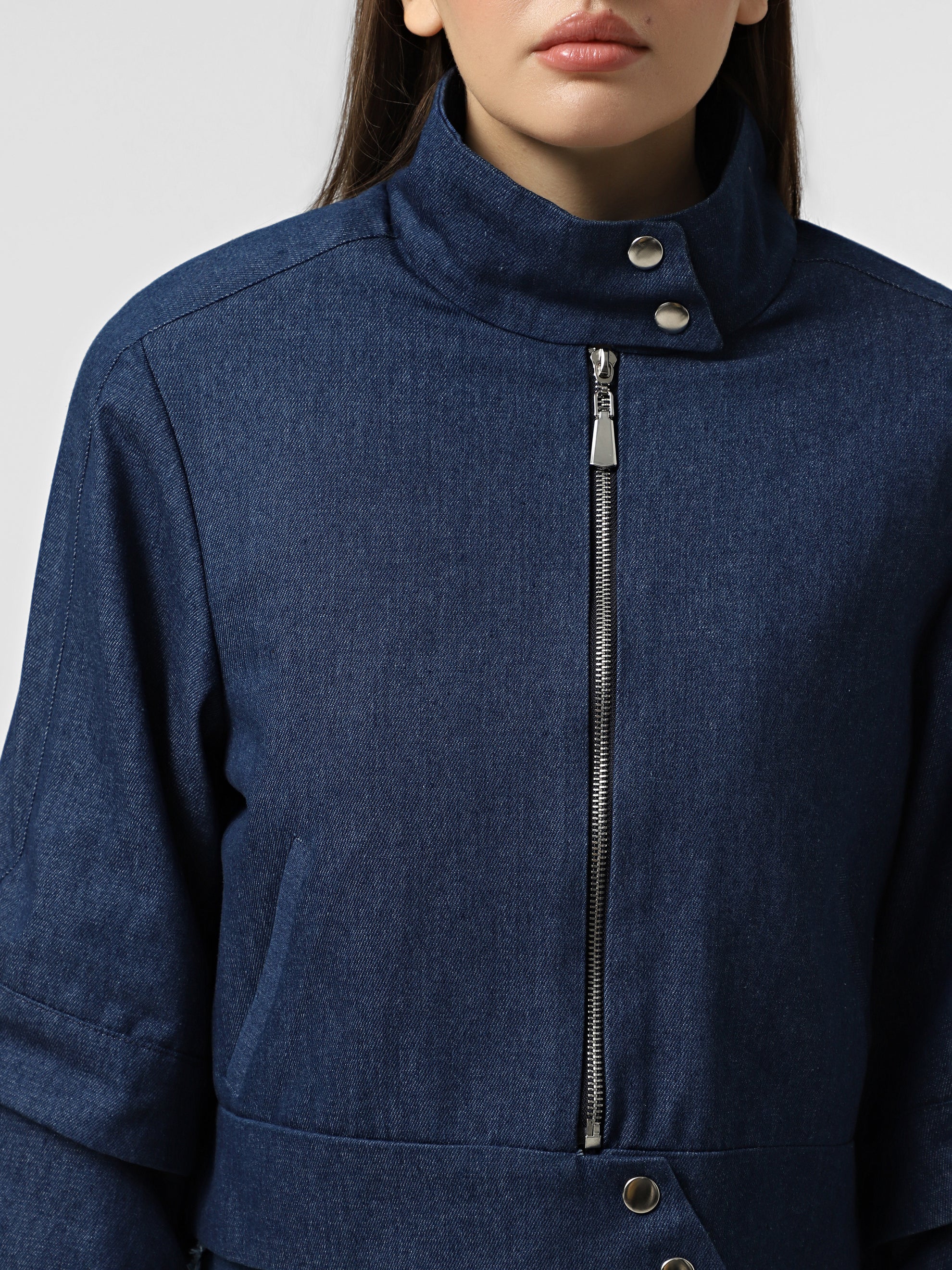 LAYERED SLEEVES DENIM JACKET